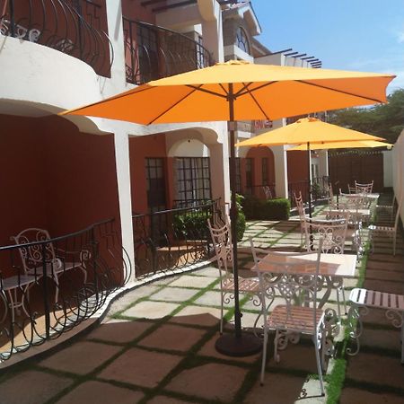 Machakos Suites Luxury Hotel Extérieur photo