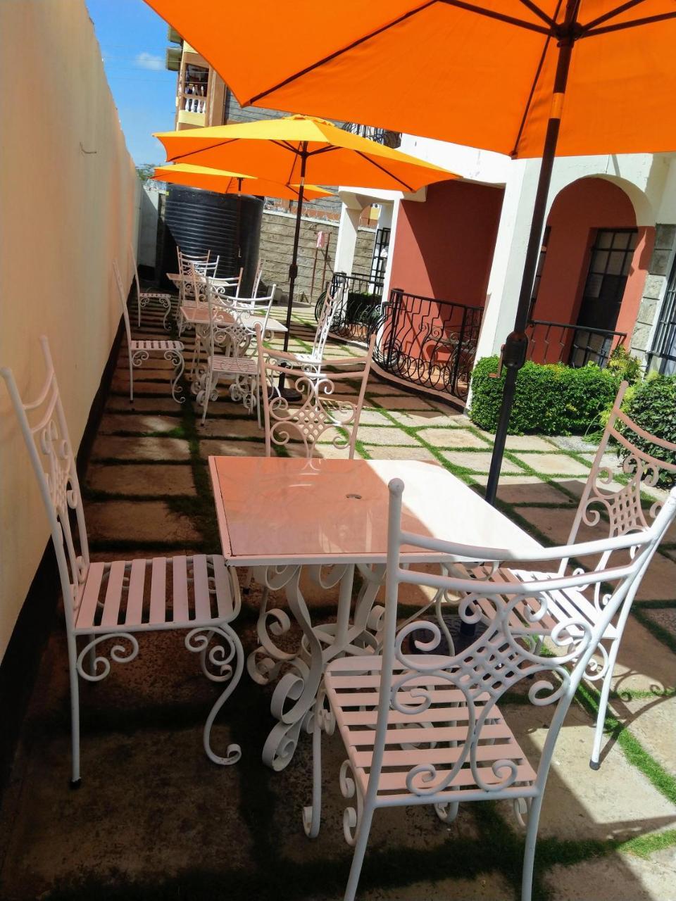 Machakos Suites Luxury Hotel Extérieur photo