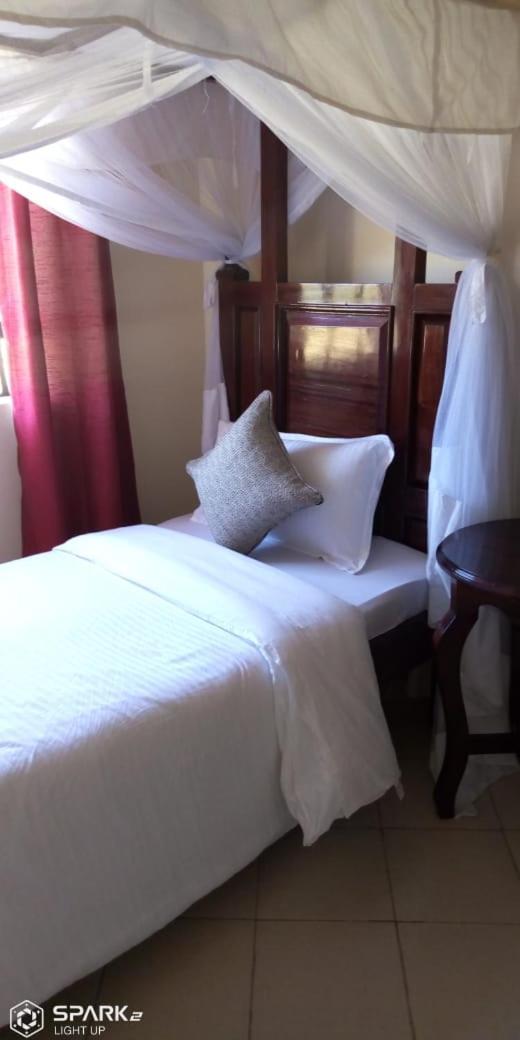 Machakos Suites Luxury Hotel Extérieur photo