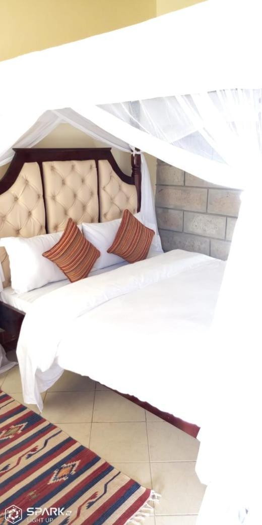 Machakos Suites Luxury Hotel Extérieur photo