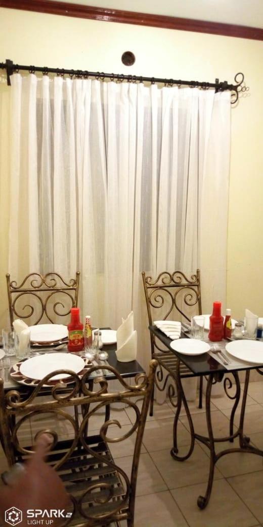 Machakos Suites Luxury Hotel Extérieur photo